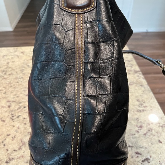 Dooney & Bourke Denison Logo Lock Shoulder Bag - Picture 9 of 15